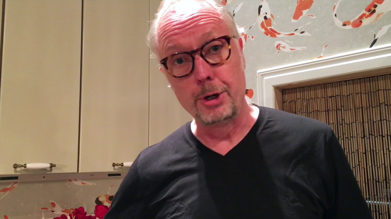 H&auml;lsningar fr&aring;n Lars Arvidson &ndash; K&auml;rlekskriget