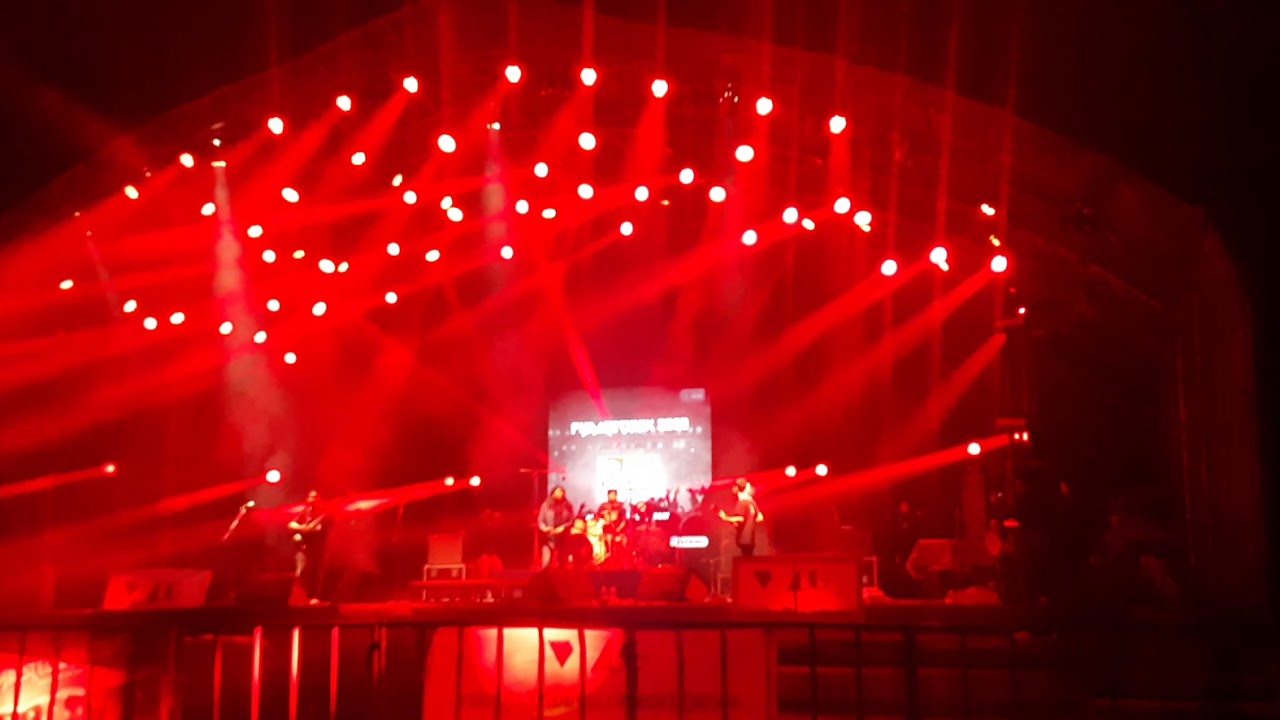 OutLast- Plastic hamburger live at AEC (Pyrokinesis) Finals 2020