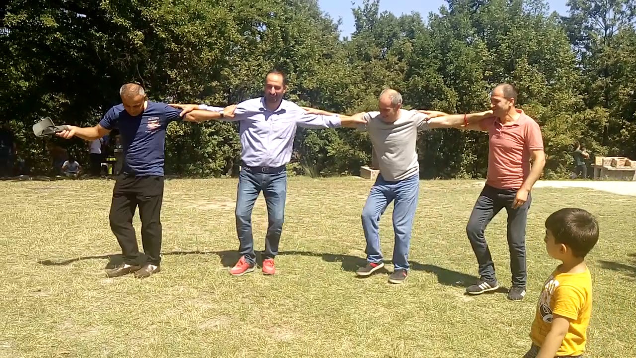 Alabalık. Köyü piknik