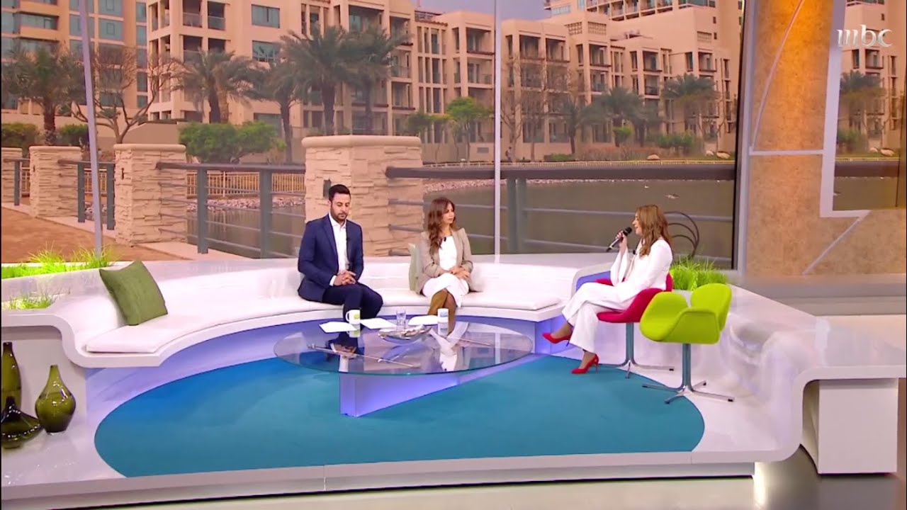 الفنانة كارمن توكمه جي تسرد تفاصيل عملها مع الموسيقار إياد الريماوي