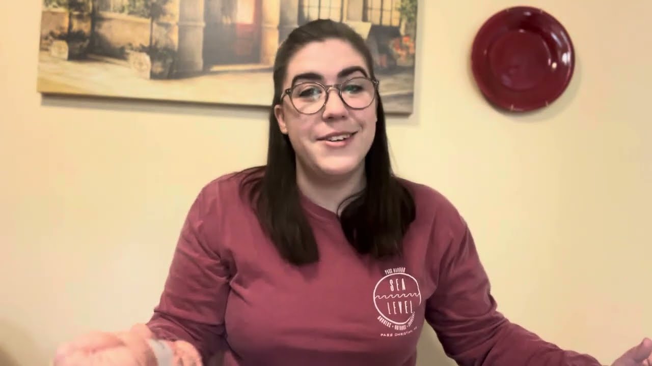 Hannah’s Knit Cottage: Episode 1 - 2024 Plans and Current WIPs