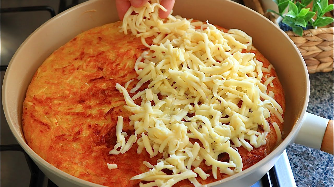 🔥BU KAHVALTILIK TARİFİ AKLINIZI BAŞINIZDAN ALACAK! Kaşarlı Yumurtalı TAVADA PATATES TARİFİ👌🏻