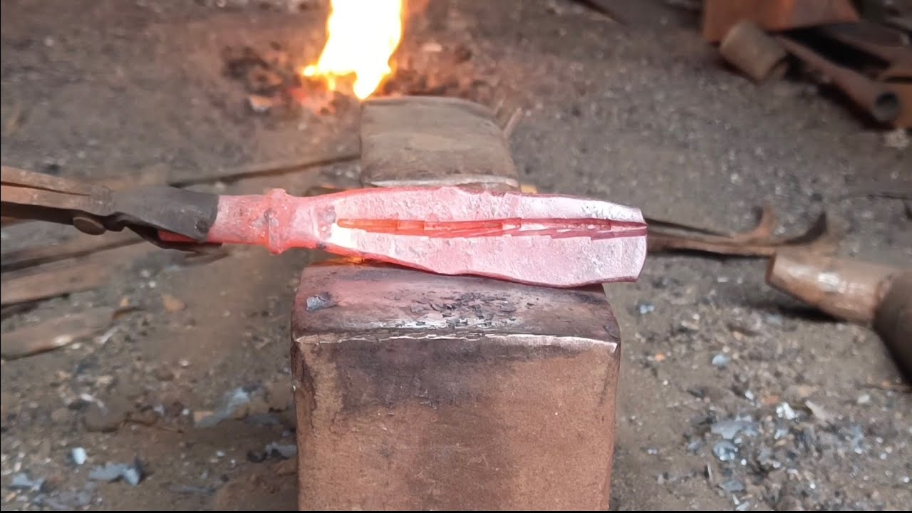 Making hasua - knife from  Bicycle Pedal axle