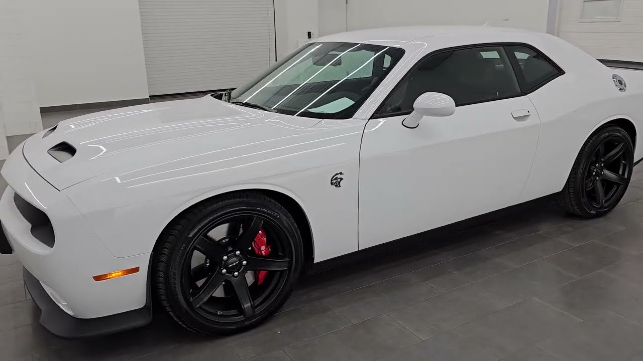 2019 DODGE CHALLENGER HELLCAT REDEYE WHITE KNUCKLE DEMONIC RED LAGUNA LEAHTER 4K WALKAROUND 16314Z