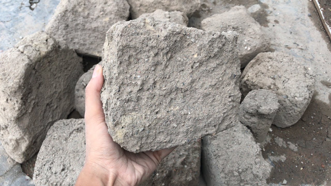 HBD@Ashukhan New bombastic brown gritty texture dry floor crumbling super satisfying crumbling 🔥😍😍