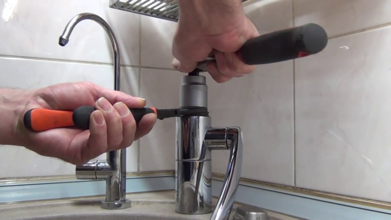 Repair of the Damixa water tap.