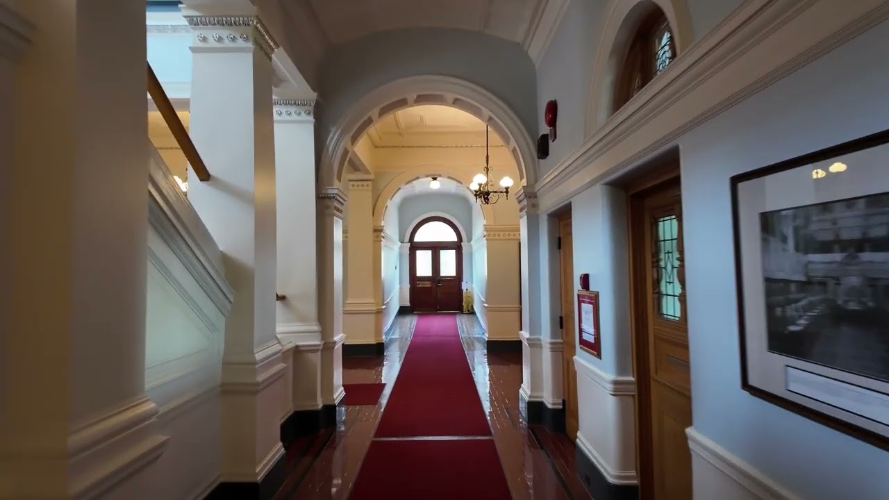 Legislative Assembly of British Columbia - Parliament / Government Buildings 