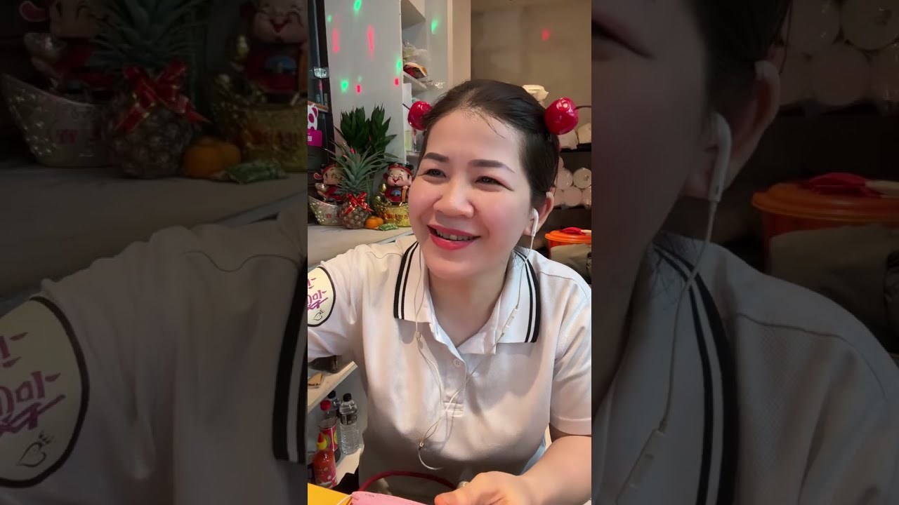 「💕🎼Quyên tình tan thích hát」正在直播！