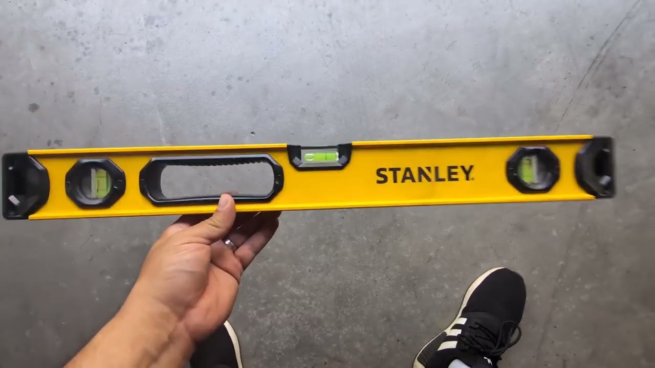 Stanley Tools STHT42496 24 Inch Box Level, Non Magnetic Review
