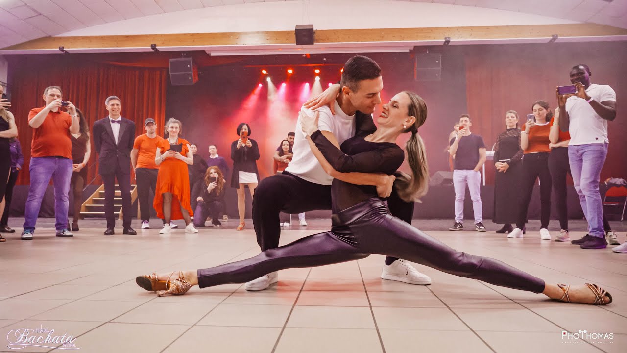 Andrea & Silvia [DOS DE MI] @ Paris Bachata Festival 2024 🥐
