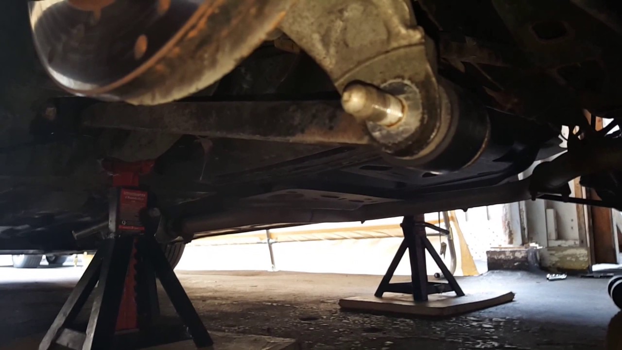 04-08 Grand Prix - Change Rear Trailing Arms