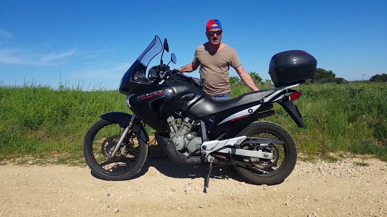 Comment déplacer sa moto à la main
