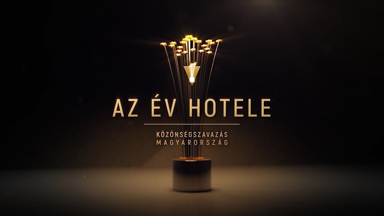 AZ ÉV HOTELE
