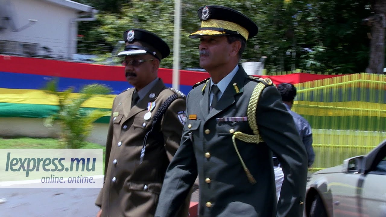 Jean Bruneau souhaite que son successeur soit un Mauricien