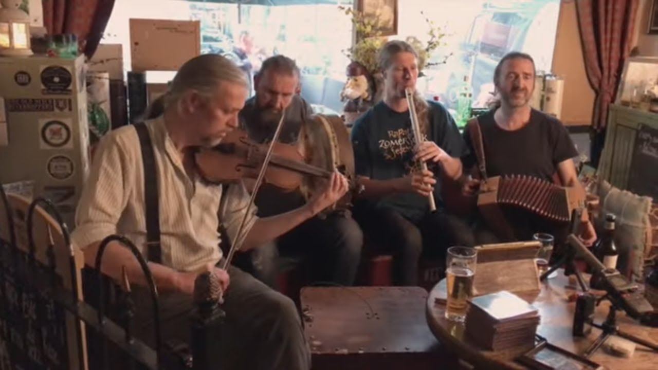 The Strayaway Child -  O'ceallaigh Irish Pub
