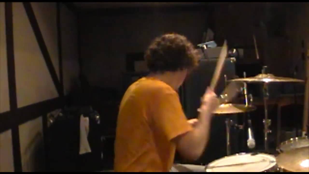 Useless ID - At Least I Tried (Live at The Schwaben Club)