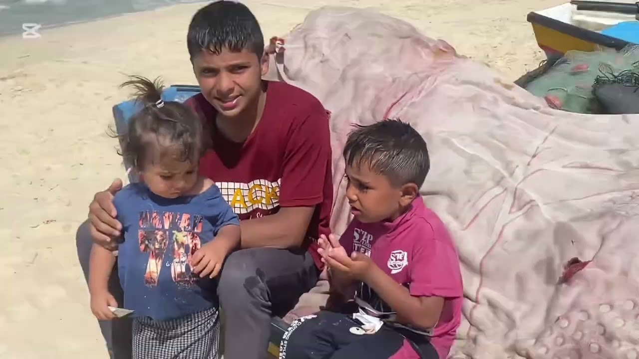 اليوم كانت رحلتنا على البحر ننتظر اسطول الحرية الله يسهل طريقهم ويوصلونا بالسلامة يارب