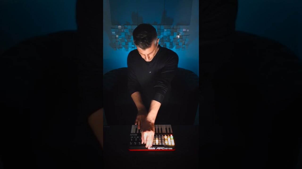 Live Performance on Akai APC Key 25 - Millennium