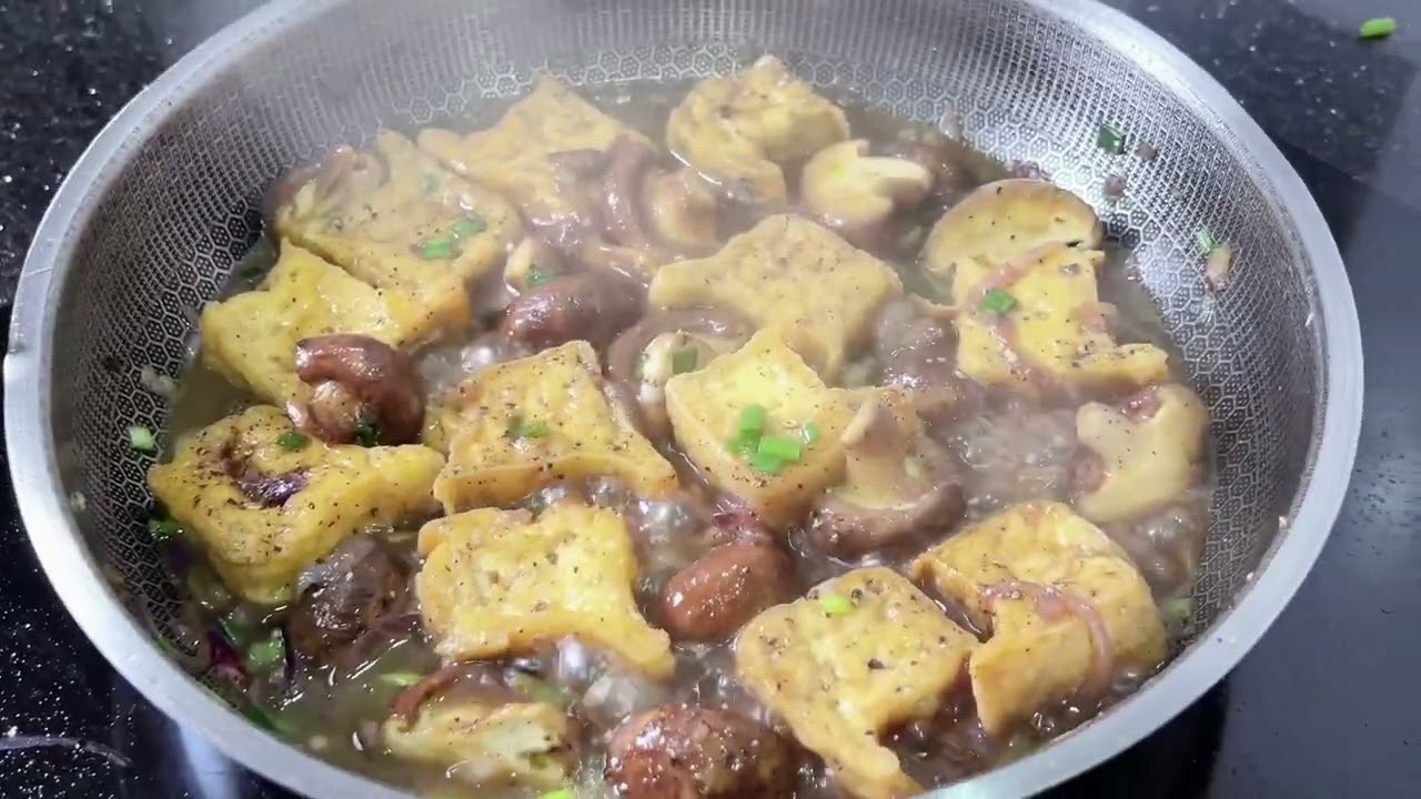 Braised Tofu with Mushrooms | Easy Vegan Recipe