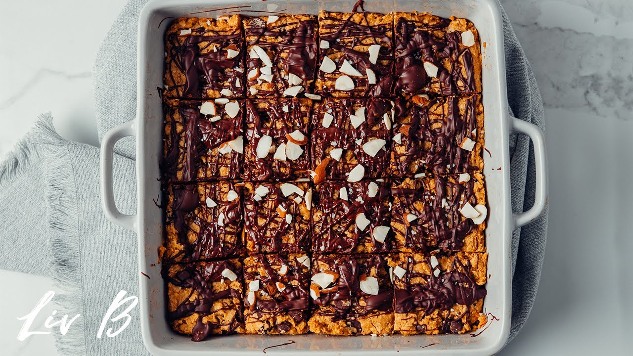 Pumpkin Oatmeal Cookie Bars with Salted Chocolate & Almonds (vegan!)