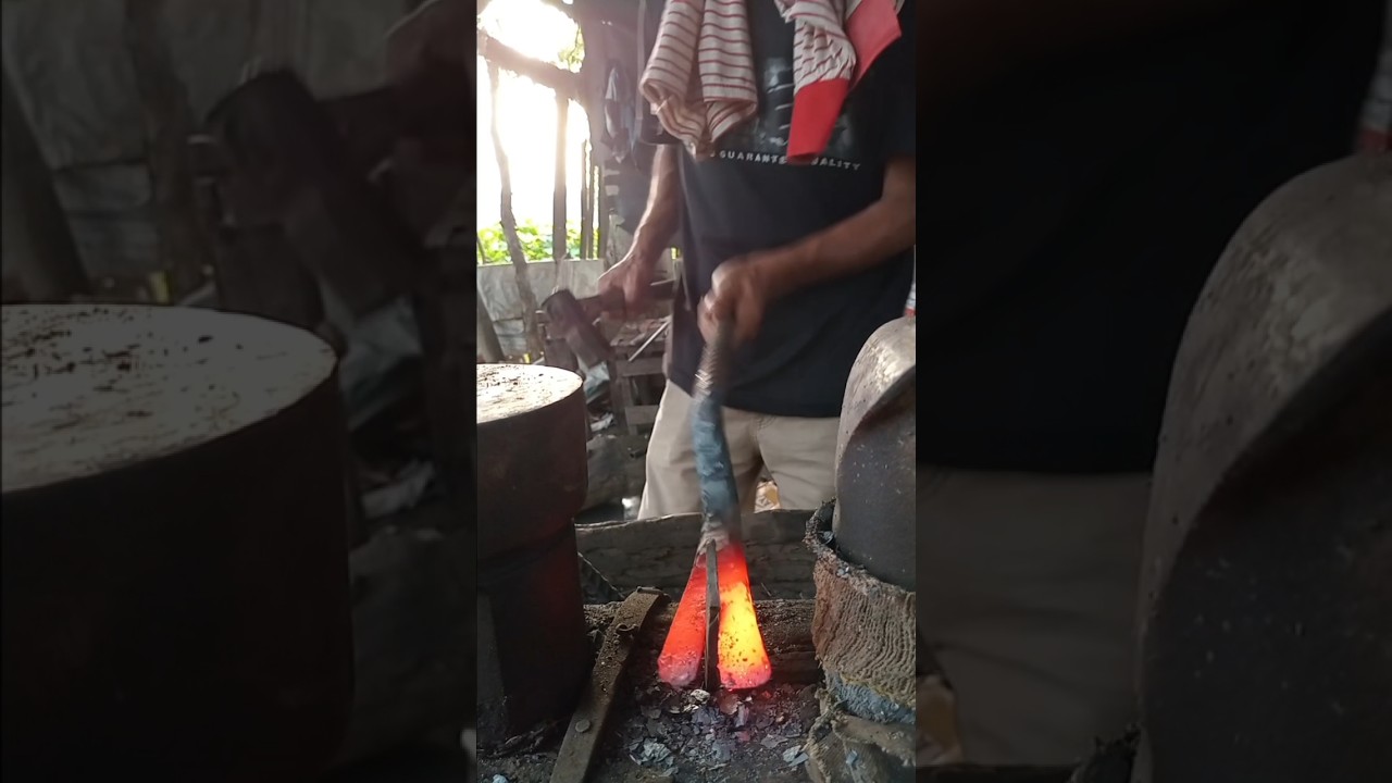der Prozess der Herstellung eines Brecheisenhorns zum Ausgraben des Bodens #blacksmithart #forging