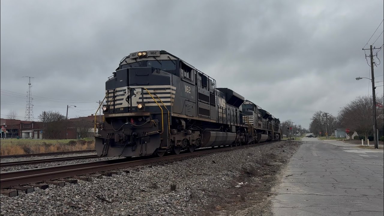 2 ACe’s, A 40DC, And A Dash 9 Lead NS 24A at Cordele, GA