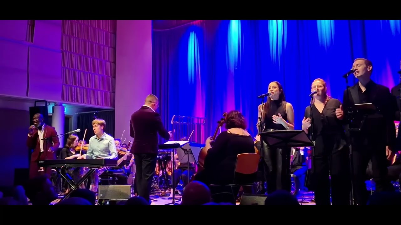 Már Gunnarson and Wayne Ellington - Man in The Mirror (Michael Jackson) - nov.2025.Iceland