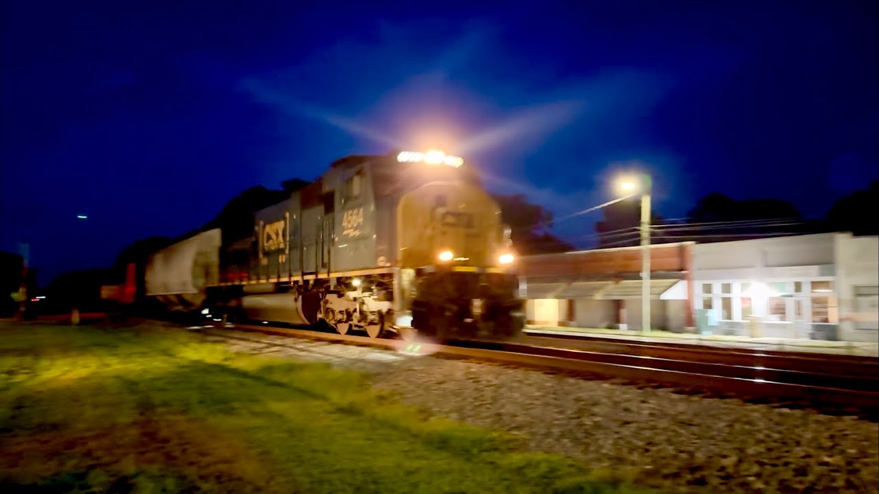 CSX 4564 Rolls Southbound By Elm City, NC