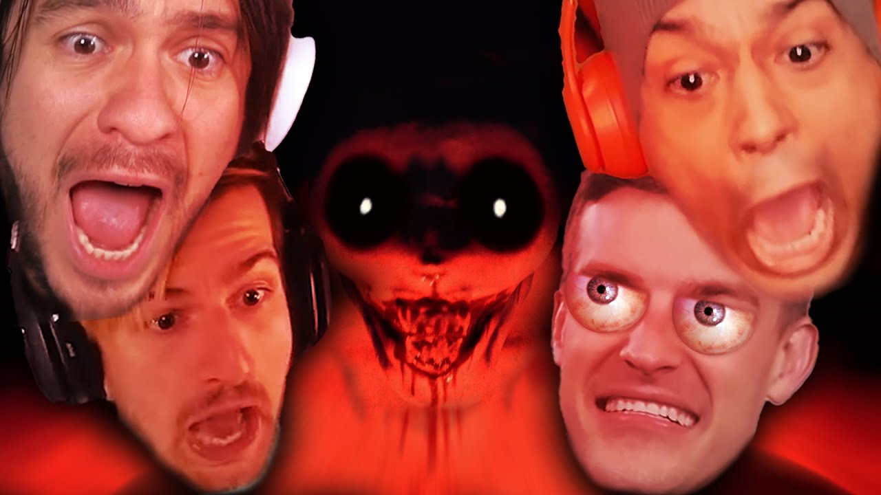 Reacting to Youtubers playing my Horror Cleaning Simulator