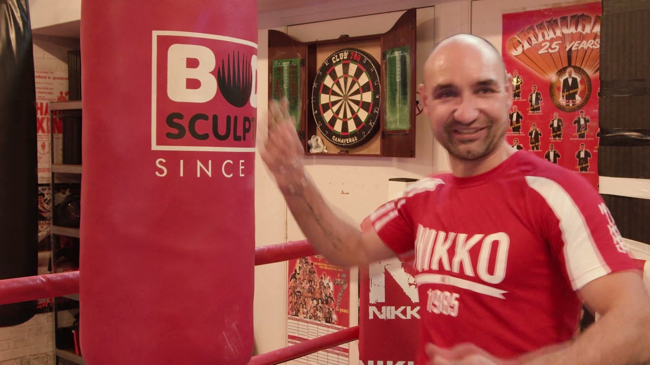 'De bokshandschoen is altijd zacht' - Documentaire over de kijk van Perry Ubeda op vechtsport