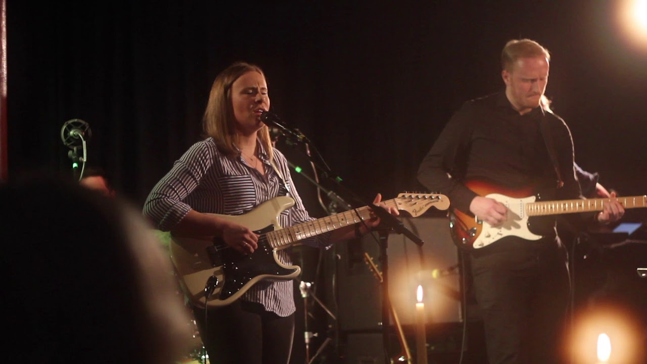 True Colors Live - Ellyn Oliver - Eva Cassidy Cover