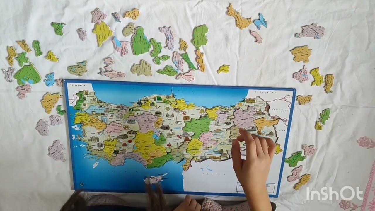 Türkiye haritası puzzle yapıyorummm. Ayrıntıyı farkedenler yoruma 🤭😅