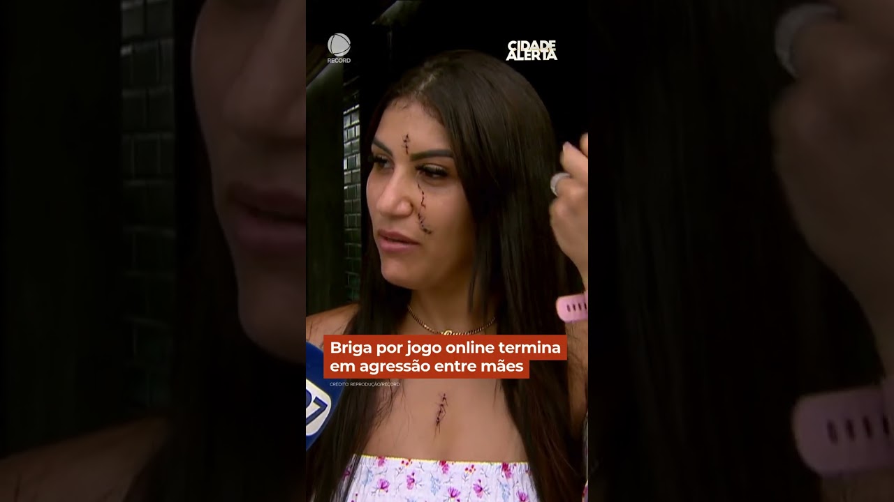 Briga por jogo online termina em agress&atilde;o entre m&atilde;es #Shorts #CidadeAlerta