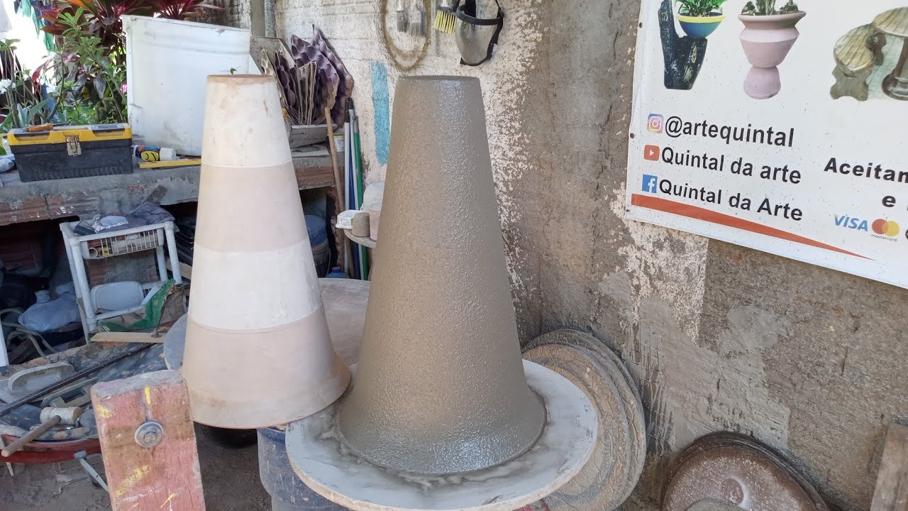 Como transformar um cone encontrado no lixo em arte 
