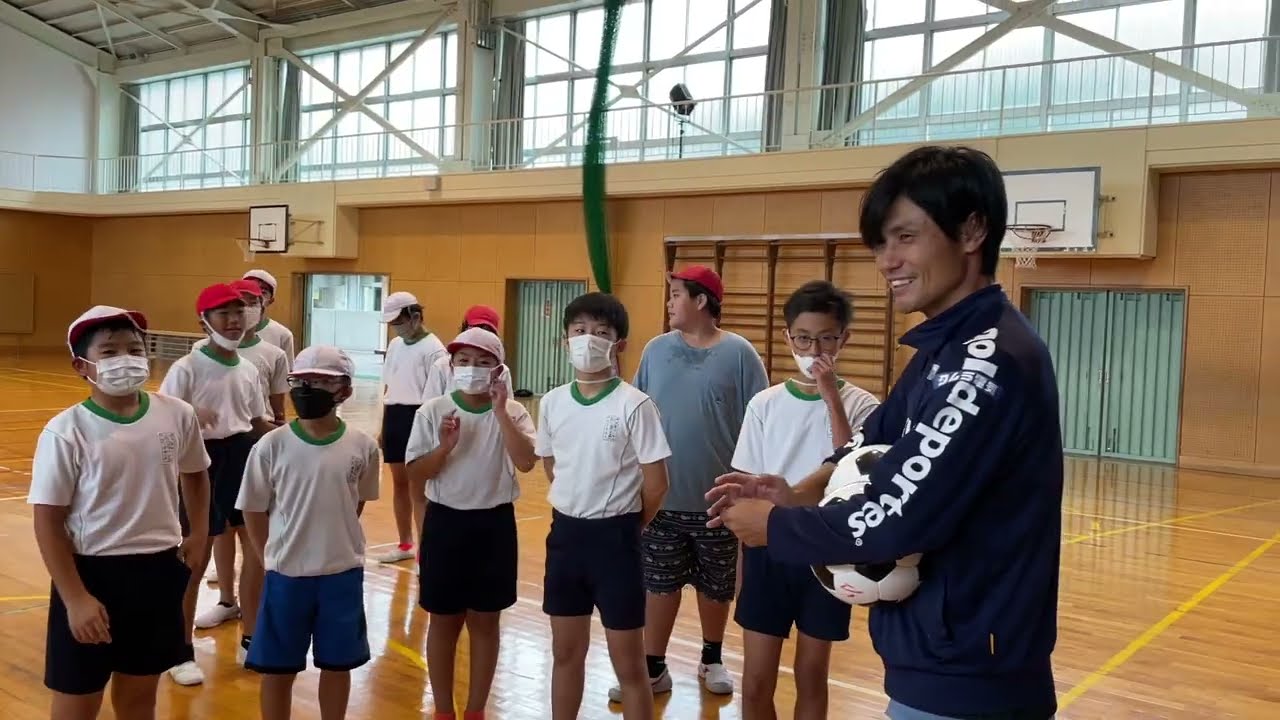 10/13 アカデミースタッフ 焼津市立豊田小学校 出前授業