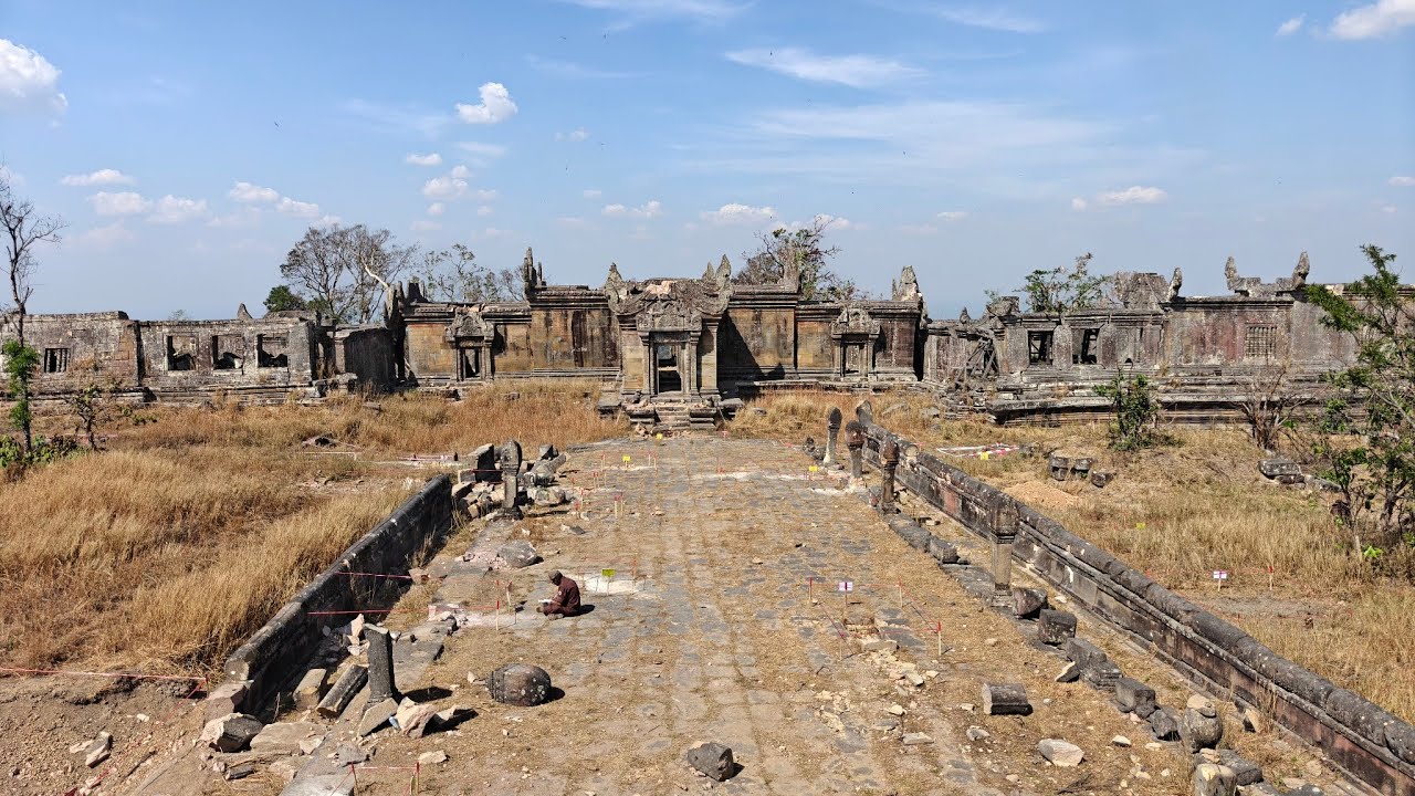 ប្រាសាទព្រះវិហារ ត្រូវបានបំផ្លាញយ៉ាងដំណំ | Preah Vihear temple 