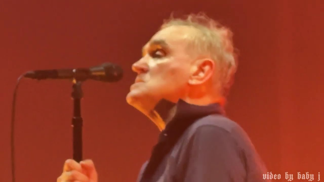 Morrissey-LET ME KISS YOU-Live @ Cartuja Center, Seville, Spain, March 16, 2026 #TheSmiths #Moz