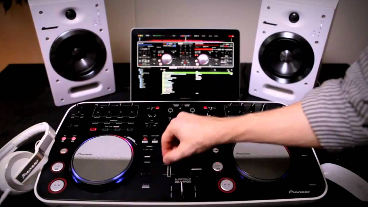 Обзор Pioneer DDJ ERGO V Русский перевод