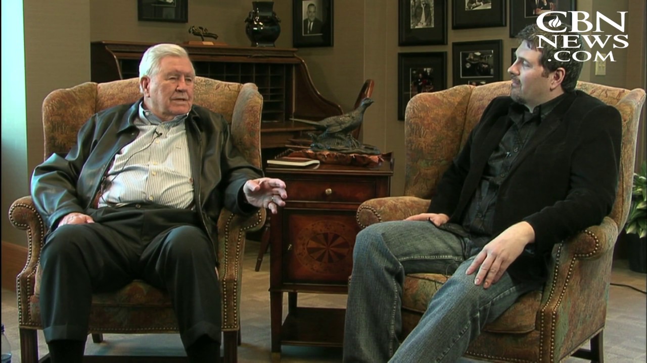 Singing with the Angels: Cliff Barrows' Legacy of Worship