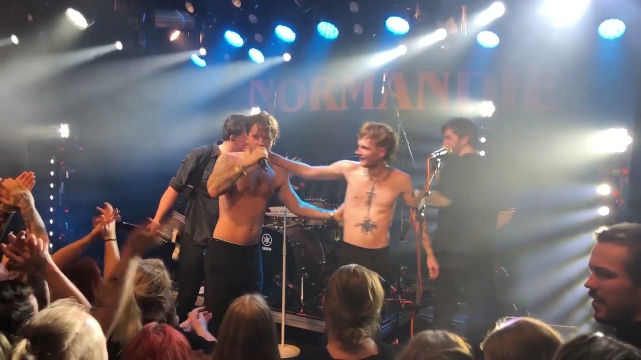 Normandie — White Flag (live in Helsinki, Finland @ On the Rocks, 10.12.2022)