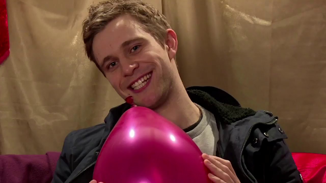 Parry Glasspool is so beautiful in this video ❤