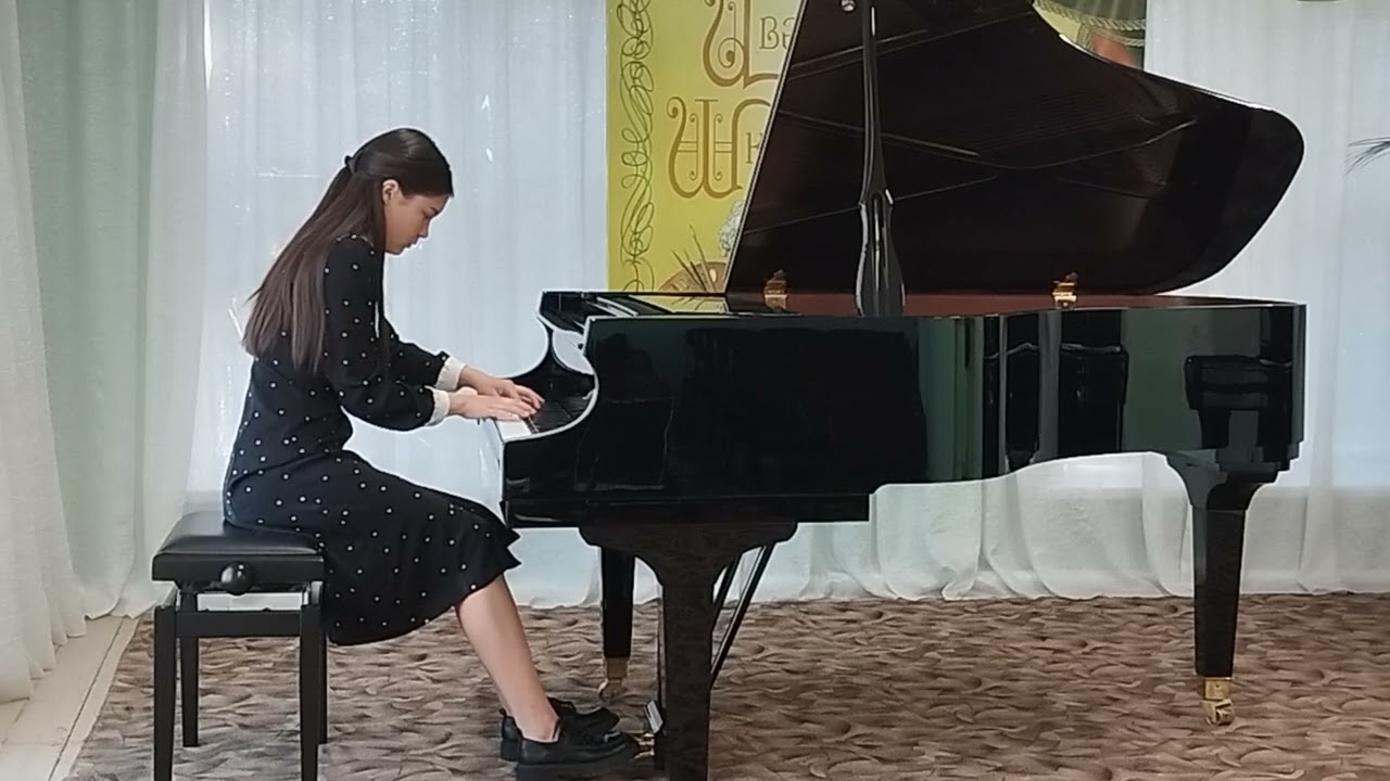 Аделина Усенова Ф.Лист Юношеский этюд ре минор, С.Рахманинов Этюд- картина соль минор