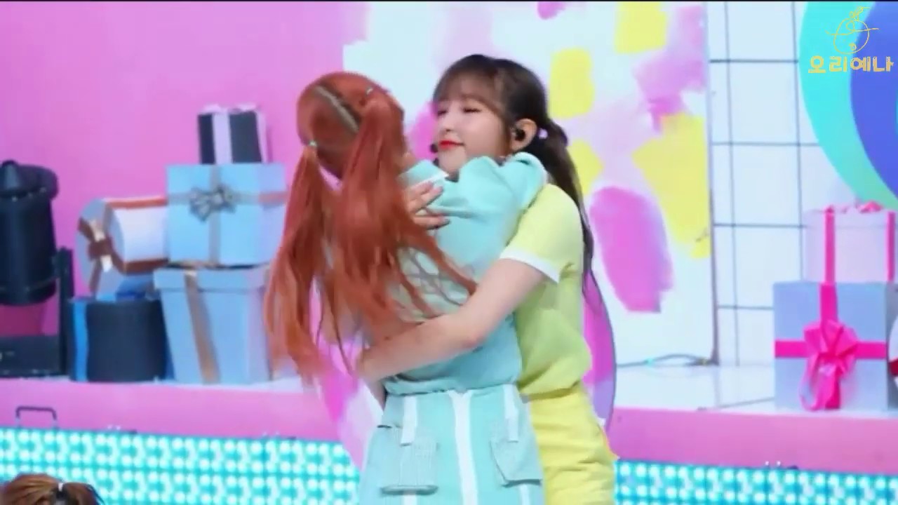 IZ*ONE Yena and Chaewon Cute Moments Part 3