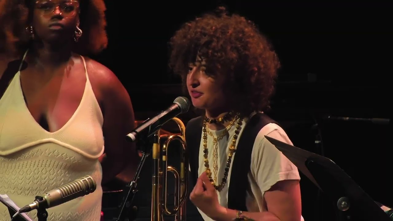 Shana Punim by Tromblau at MCA