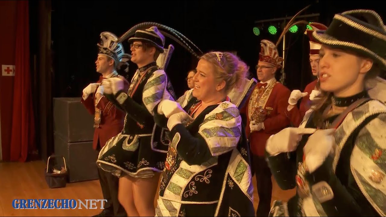 Karneval 2016 - Frauenpower in Raeren: Die Alten Weiber und die Prinzessin