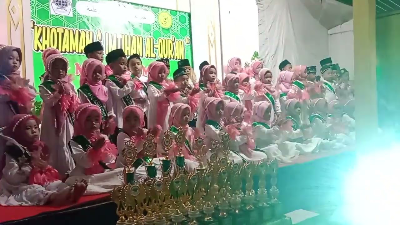 Anak beraksi imtihan akhir sanah.. 
