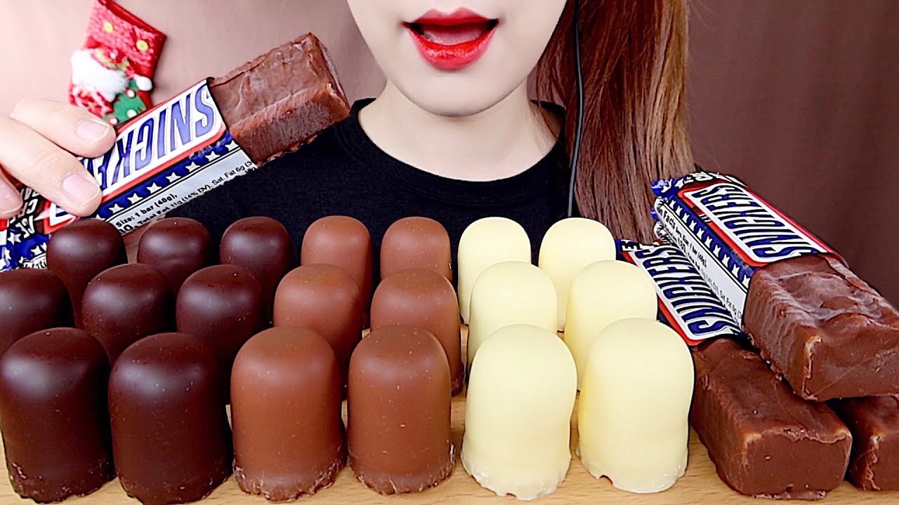 ASMR CHOCOLATE COVERED MARSHMALLOWS, ICE CREAM BAR MUKBANG 초콜릿 마시멜로우, 스니커즈 아이스크림 먹방 eating sounds