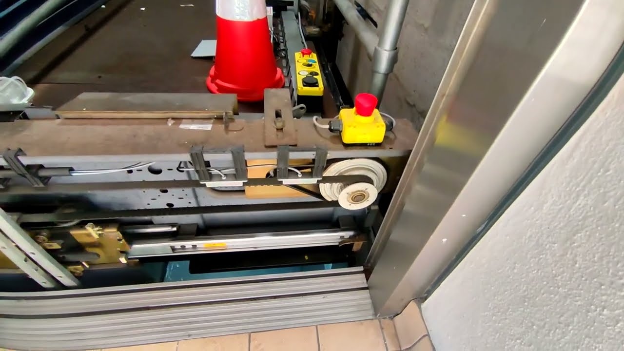 Lift adventure at Gateshead Metrocenter
