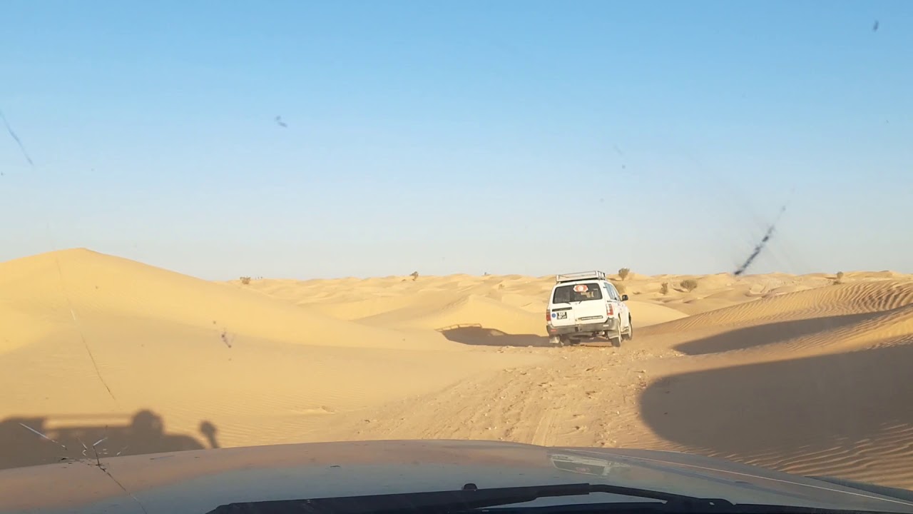 Toyota Land cruiser 105 desert Tunisia mars douz