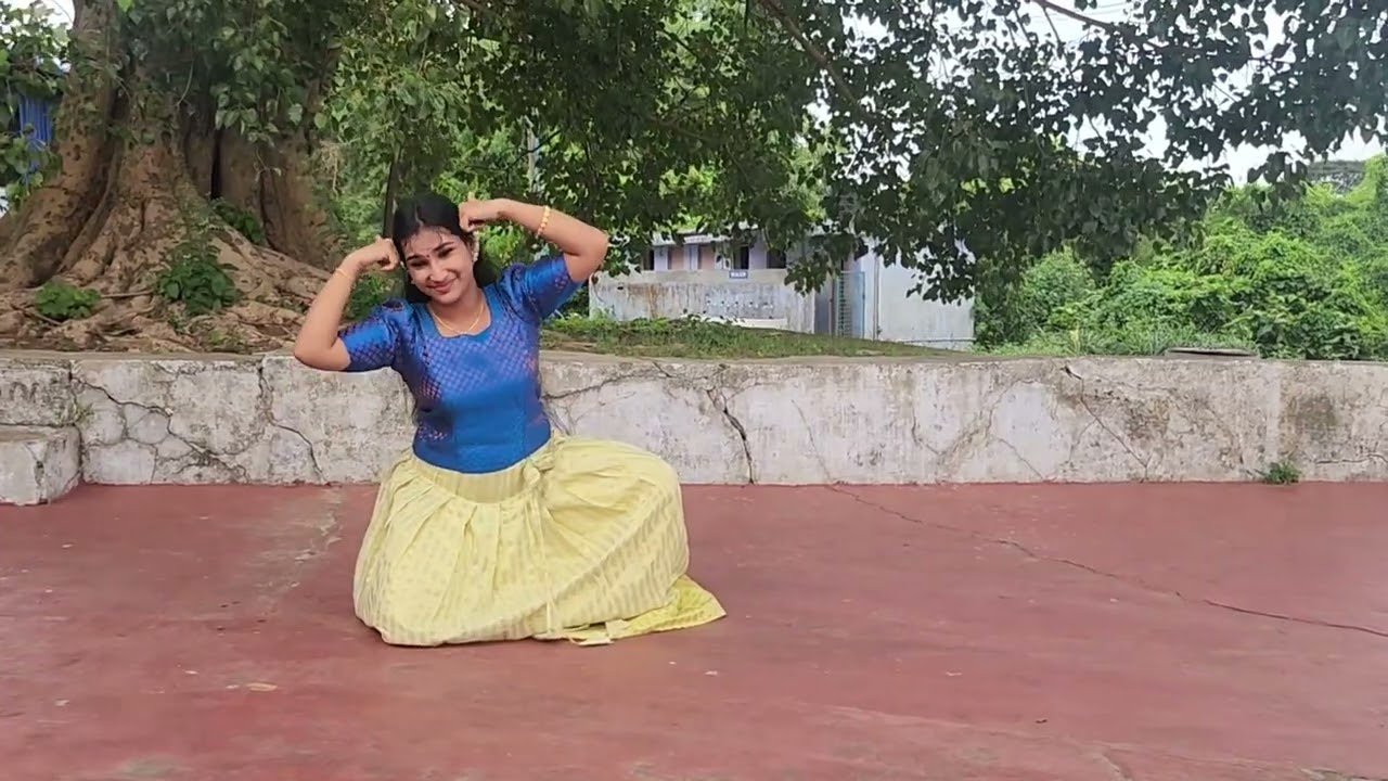 Athazhapooja Kazhinju | Sreekrishna jayanthi | Ashtamirohini | Dance Cover | Snehadas